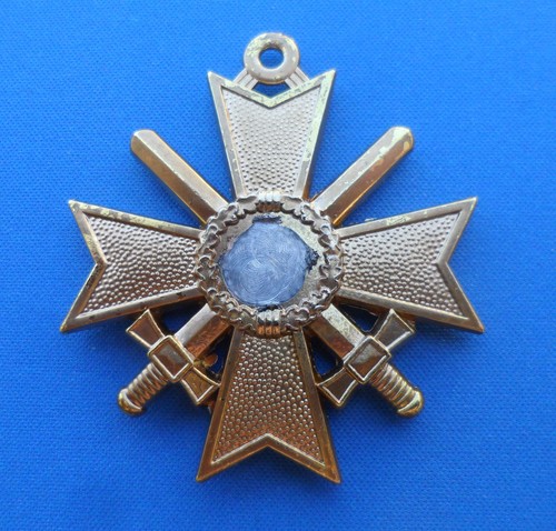 Verdienstkreuz mit schwertern - mit,