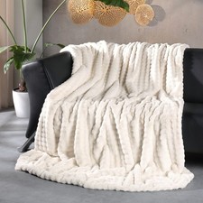 Felldecke kuschelige Wohndecke Webpelz Nerz Oprtik wollweiß 150x200