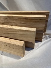 Eiche Brett rustikal/wurmstichig Massiv Massivholz Kantholz Regalbrett