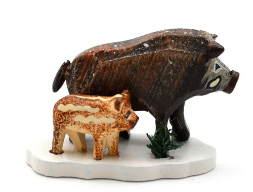 Stück wildschweinmutter mit - stück,