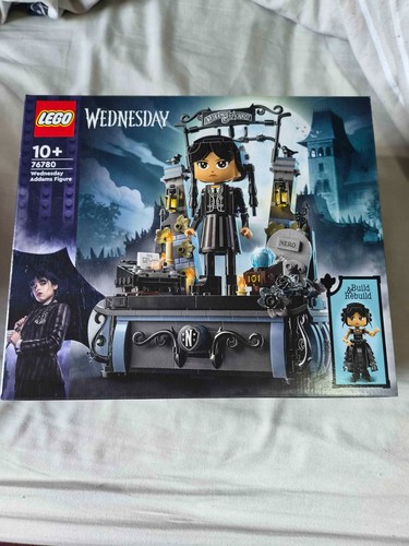 Lego wednesday addams family - wednesday,