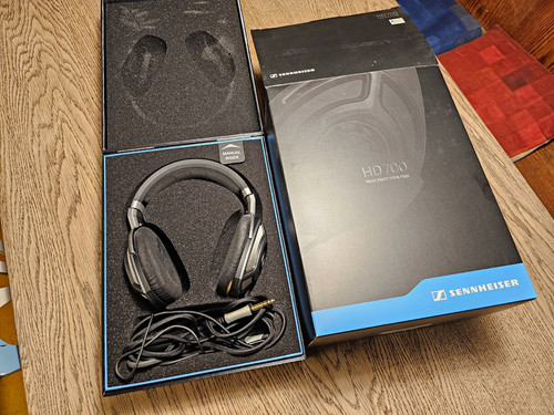 Sennheiser hd700 over - hd700, over-ear