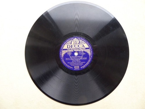 DECCA