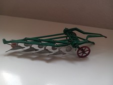 Britains Farmer 1:32 4-Schar-Pflug - guter Zustand