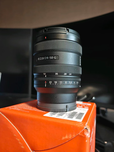 Sony 8 g - 24-50,