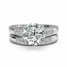 Stilvolles Ehering-Set massiv