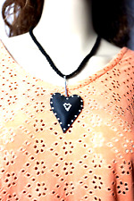 Kurze Kette mit Herzanhänger~ XXL~ Modeschmuck Kette~ Bandkette ~ Halskette