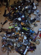 Über 60 Verschiedene Uhren