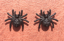 2 SPINNEN FIGUREN AUS PLASTIK - Größe bis 2 cm