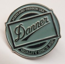 Alte Pins Pin Anstecker Danner Boots RAR