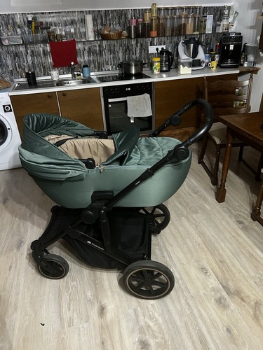 Ich verkaufe einen kinderwagen - ich,