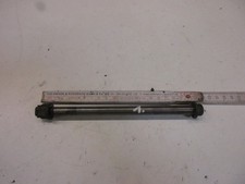 Steckachse H1. Honda XL 185 S Achse vorne 12 mm Vorderrad (1) Felge Bolzen axle
