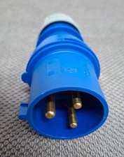 CEE-Stecker  230V 32A  Blau