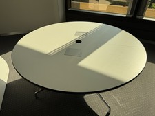 Vitra Eames Segmented Table Konferenztisch Besuchertisch Seminar Tisch TOP rund