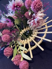 Sehr Schönes Extravagantes Seidenblumen Gesteck