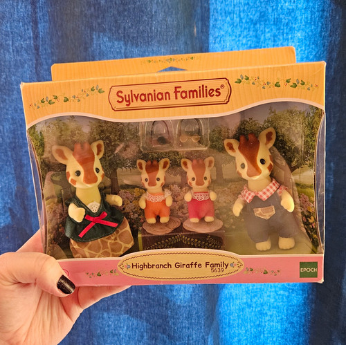 Sylvanian families highbranch - families,