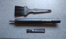 ESD LÖTSAUGER UND BÜRSTEN