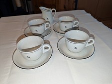 Nespresso Set 4 Tassen 4 Untertassen 1 Milchkännchen Kaffee Cappuccino   "N"