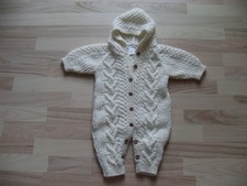 Einteiler Strampler für Babys 3-6 Monate handgestrickt