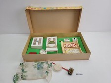 DDR Puppenstube Möbel Schlafzimmer Set Kunststoff Vintage Spielzeug #2511961