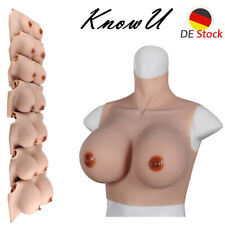 Silikonbrüste mit großer