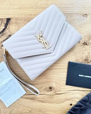 YSL Yves Saint Laurent Cassandre Pouch Pochette Neuwertig Full Set