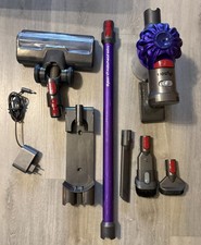 Dyson V8 Akkustaubsauger voll