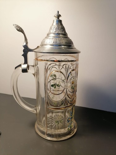 Antiker bierkrug aus glas - aus, mit
