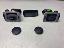 2 x ventilation grilles (Dr. +