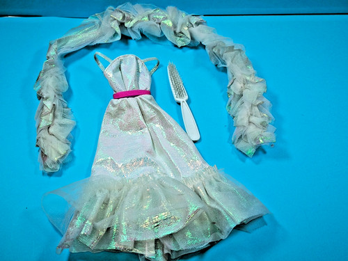 1983 barbie crystal - 1983, set