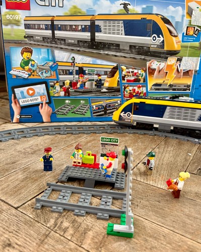 Lego 60197 city personenzug - city,
