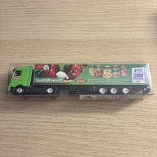 Werbetruck Erasco x Real in der Farbe grün und im Maßstab 1:87 original verpackt