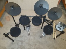 Alesis Nitro Mesh Kit E-Drum Set Schlagzeug wie neu