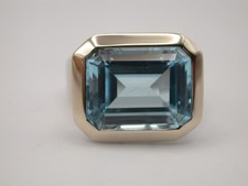 schwerer Designer-Ring mit