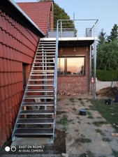 Podest Treppe Stahltreppe  Eingangstreppe Verzinkt und Pulverbeschichtet