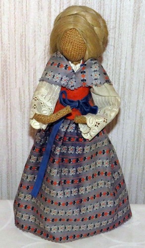 Alte rupfenpuppe tracht mit - in,