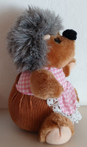 Stofftier plüschtier igelfrau - stofftier,
