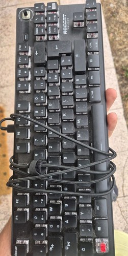 Roccat vulcan tastatur - roccat,