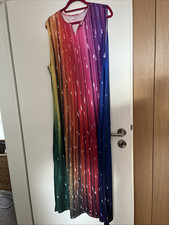 Regenbogenkleid