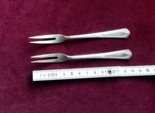 2 x Vorlegegabel Fleischgabel WMF I/0 versilbert Straussenmarke 13 cm, 26 g, alt