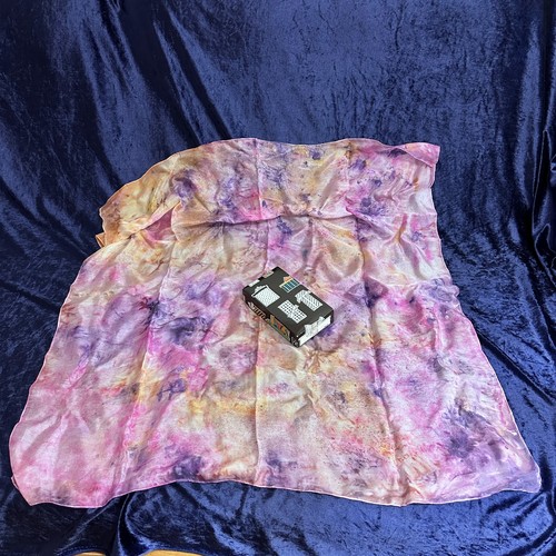 Handgebatiktes seidentuch - seidentuch, in