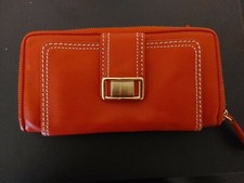 Brighton Trendoro Zip around