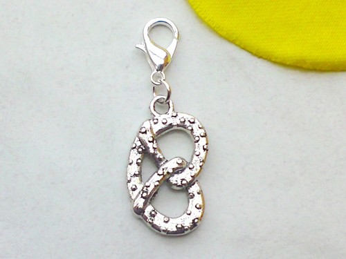 Charms anhänger brezel - charms,