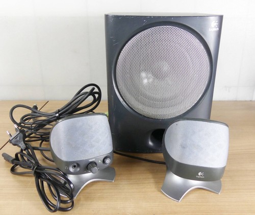 Logitech 220 subwoofer - logitech, x-220