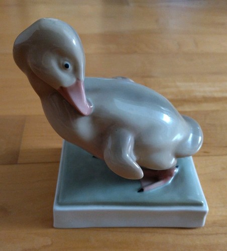 Porzellan figur junge - junge, ente