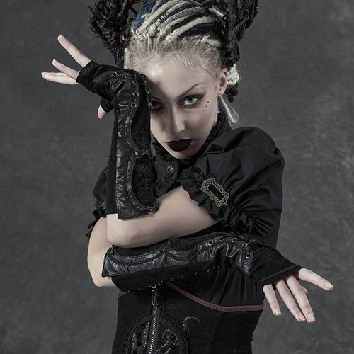 Punk rave gothic goth - gothic,
