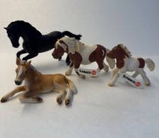 Schleich 4 Pferde. Rappe