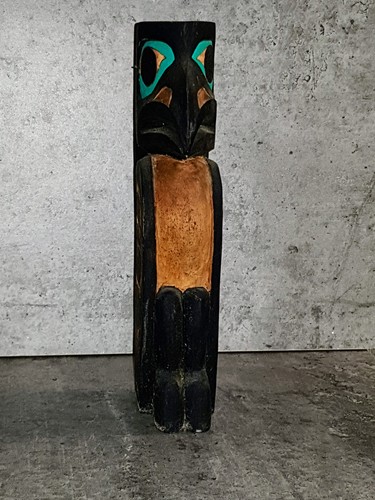 Skulptur haida totem rabe - haida,