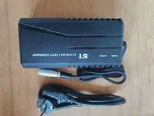 Ladegerät 36 Volt 3 Pin XLR Stecker zb Prophete sideclick Akku