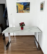 Esstisch Glas und Metall